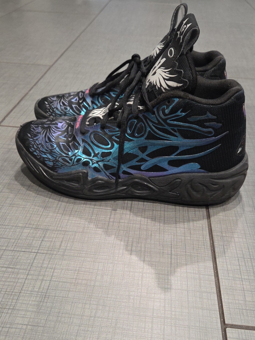 Puma Lamelo Ball MB.04 Reflections Iridescent Blue-Purple Design 6.5